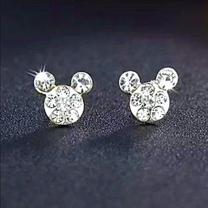 🌵4/$30 New Mickey Mouse Crystal Earrings